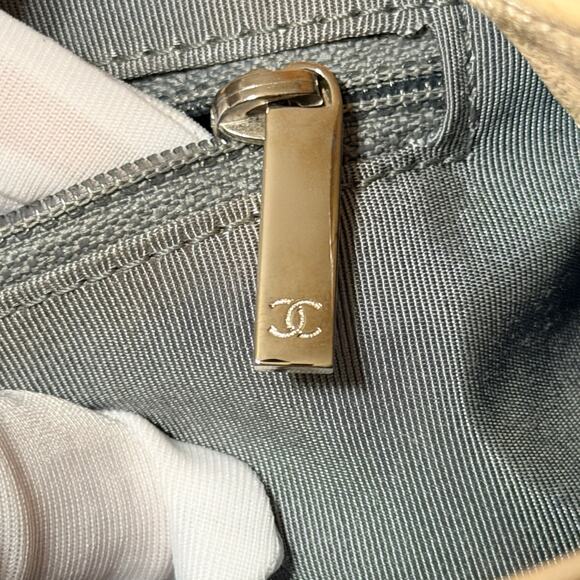 Chanel Beige Quilted Leather Flap Bag with Chain | Authentic | Full Set - Picture 11 of 15